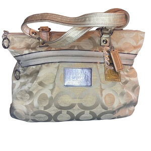 COACH Poppy Purse Bag Signature Cs Monogram Cream and Gold THREE Hang Tags GUC